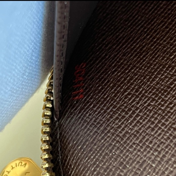 6️⃣6️⃣0️⃣Authentic LV Damier Ebene organizer. - Picture 4 of 8